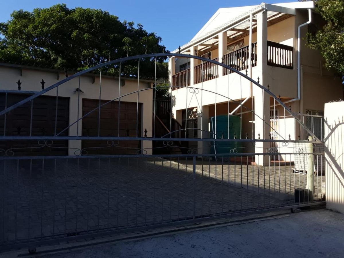Yonz Self Catering Units Bed & Breakfast Port Alfred Exterior photo